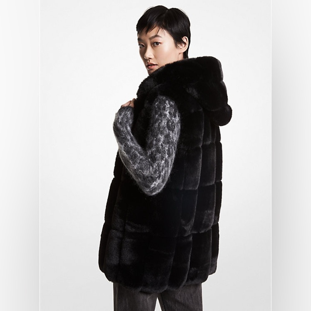 Michael Kors Quilted Faux Fur Hooded Vest Size M